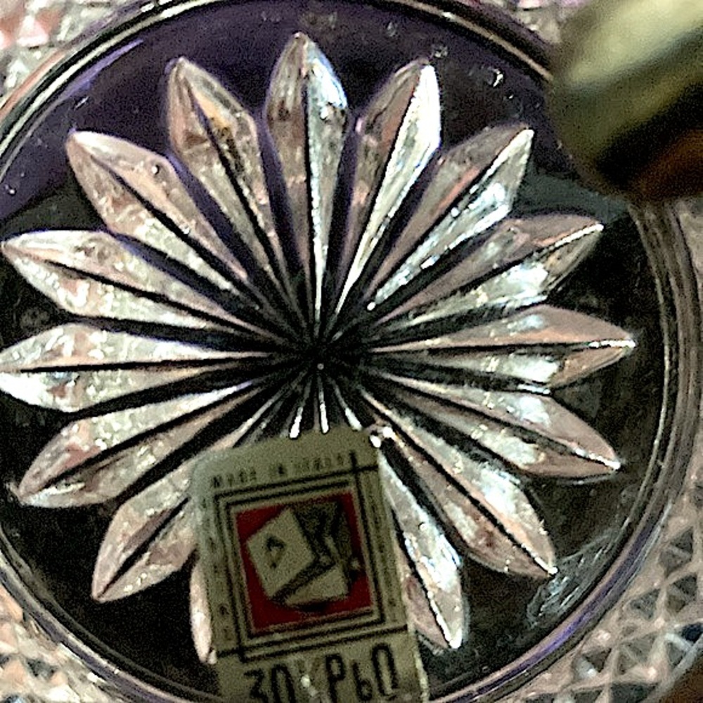 Antique French style crystal ashtray set (3) with hand (cigarette holder) & trim - Picture 10 of 15